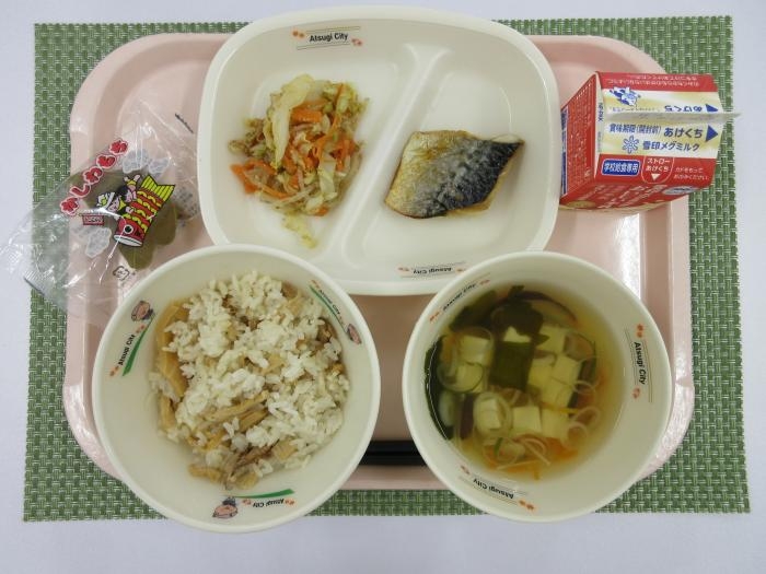 給食写真