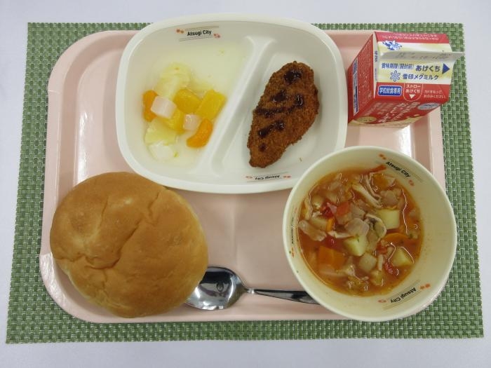 給食写真