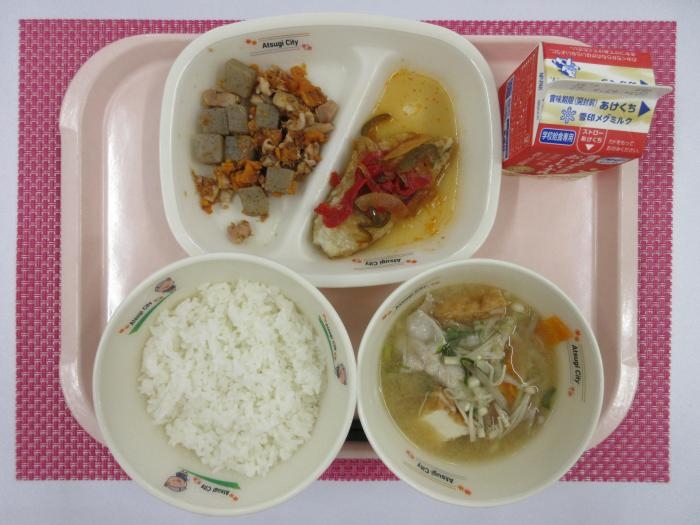 給食写真