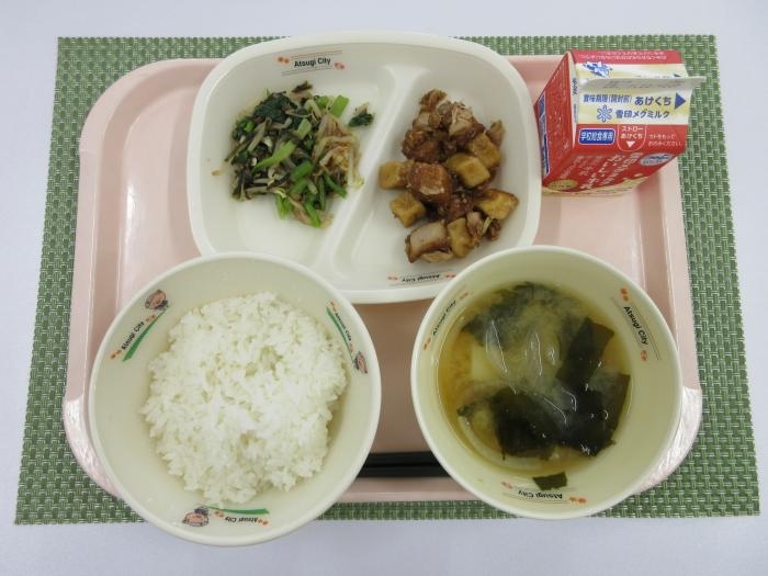 給食写真