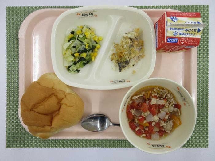 給食写真