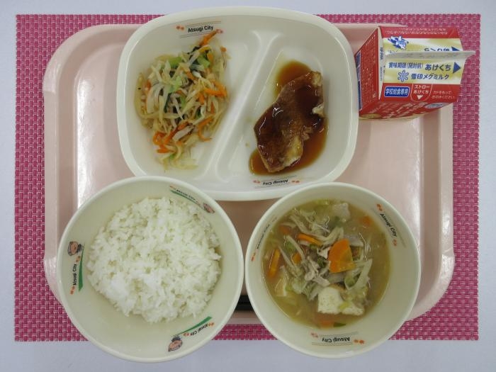 給食写真