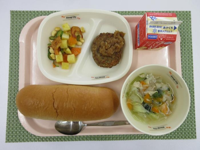 給食写真