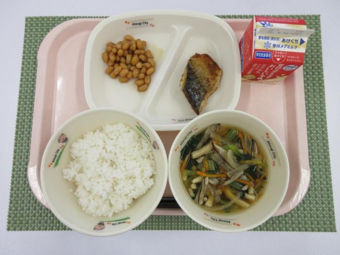 給食写真