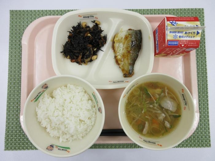 給食写真